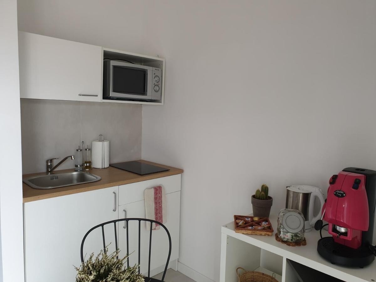 Oasi Al Centro Con Parcheggio Bed & Breakfast Salerno Bagian luar foto